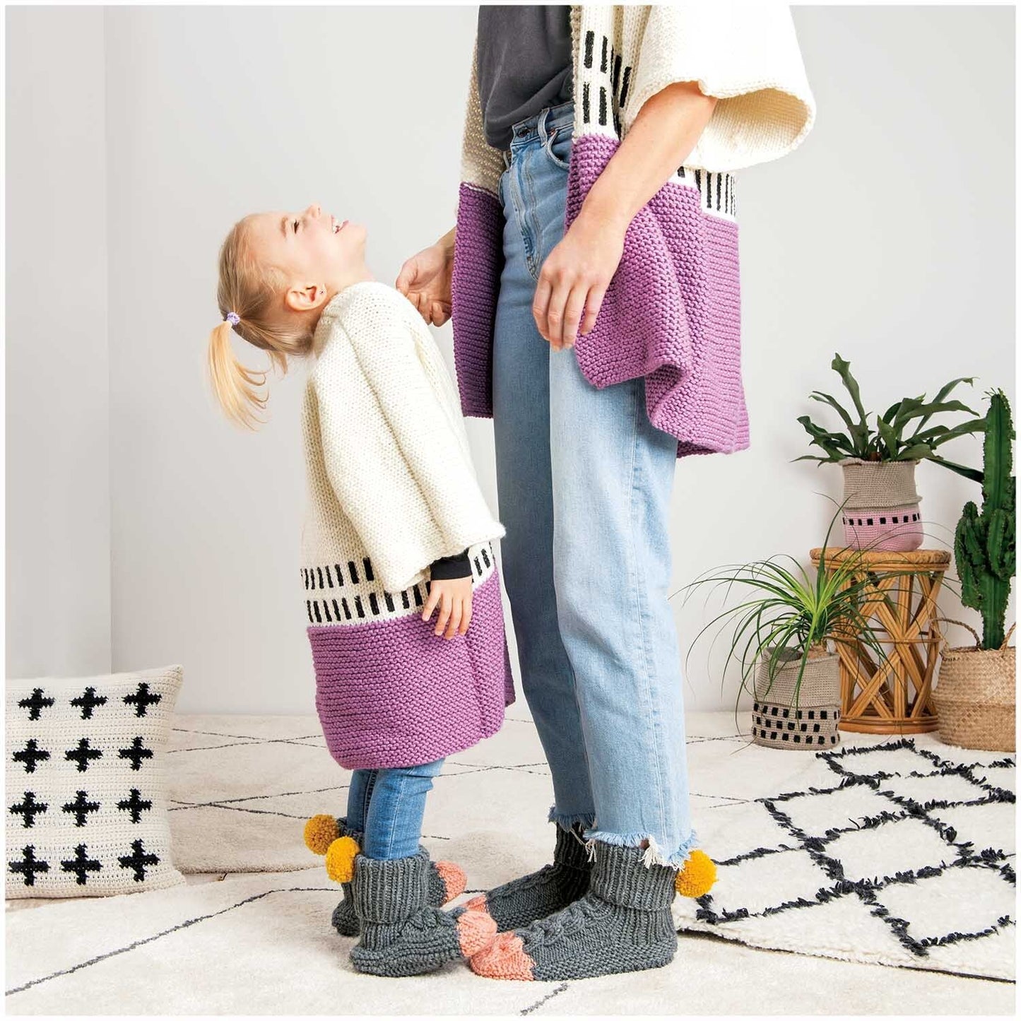 Rico Design Essentials Mega Wool chunky siūlai- minkšti vilnos siūlai mezgimui
