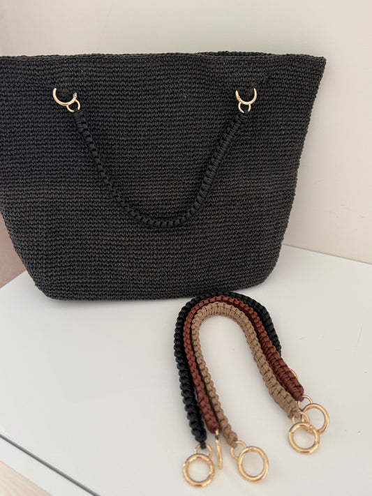 Short eco-leather handle with carabiners
