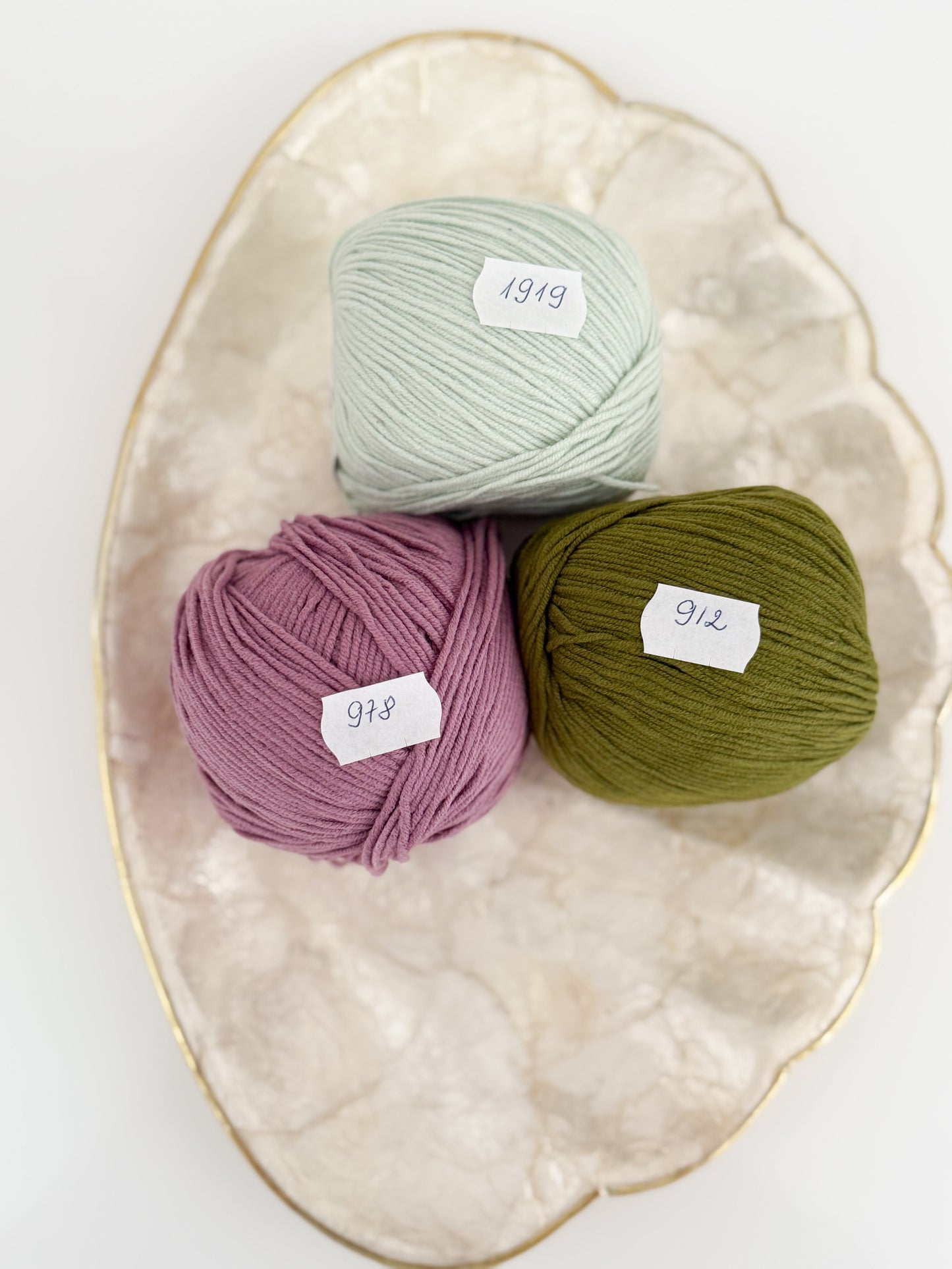 Square yarn