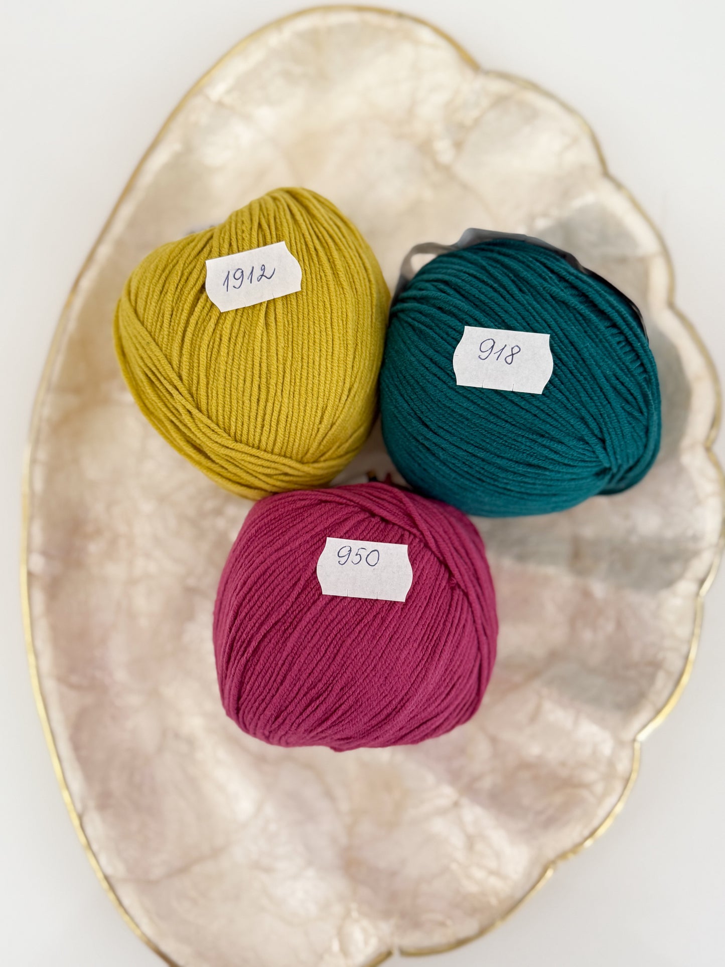 Square yarn