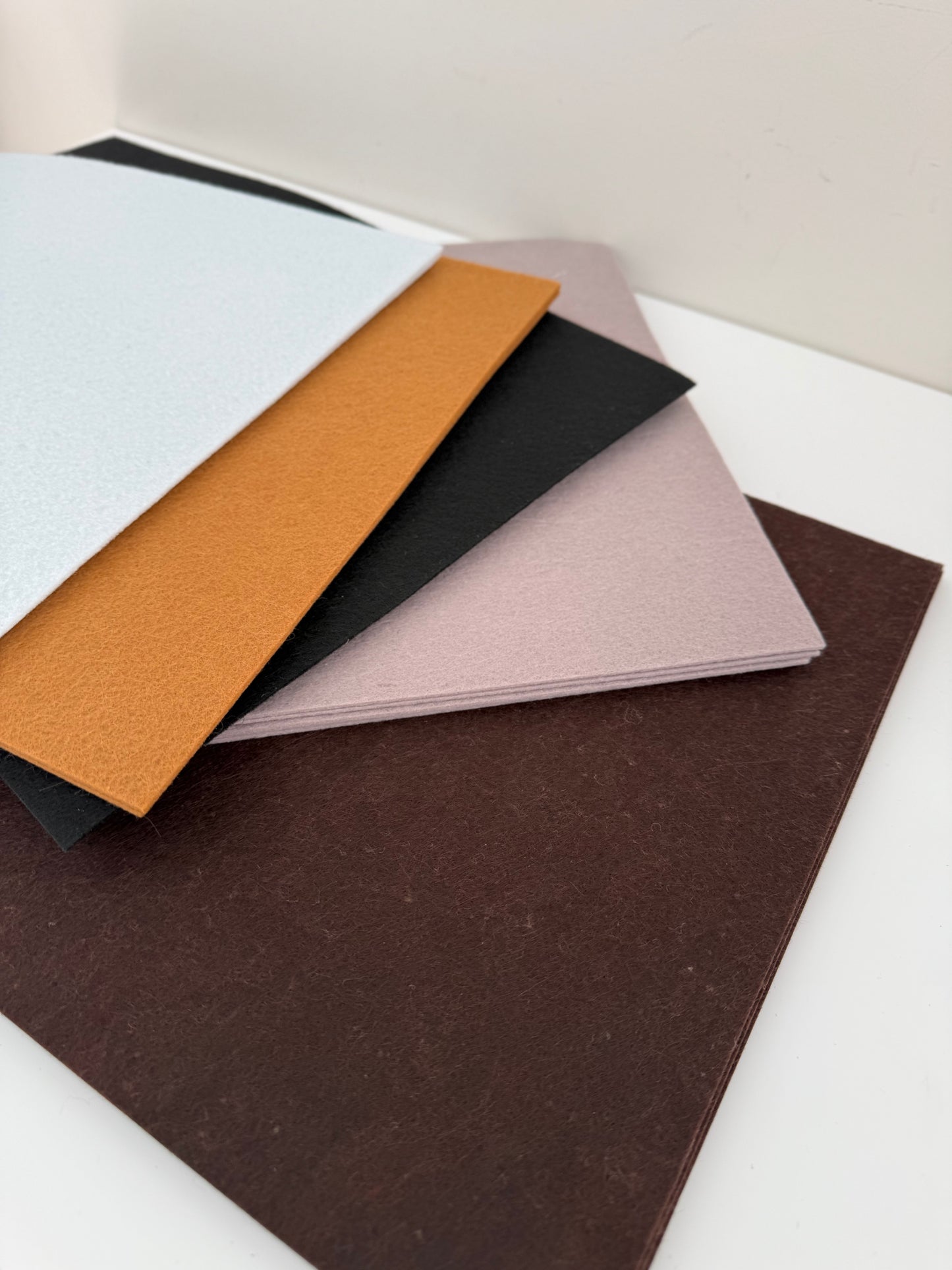 Hand-reinforced felt 2 mm | 30/45 cm