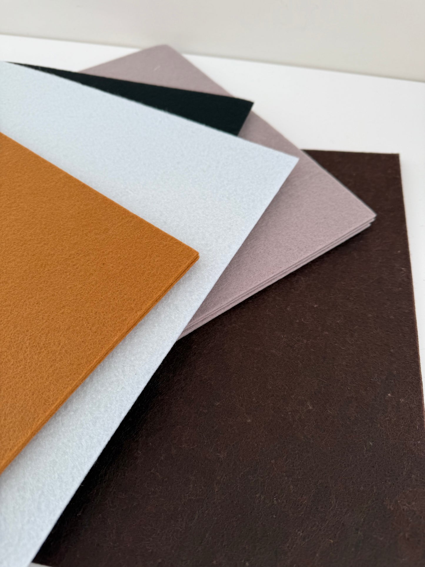 Hand-reinforced felt 2 mm | 30/45 cm