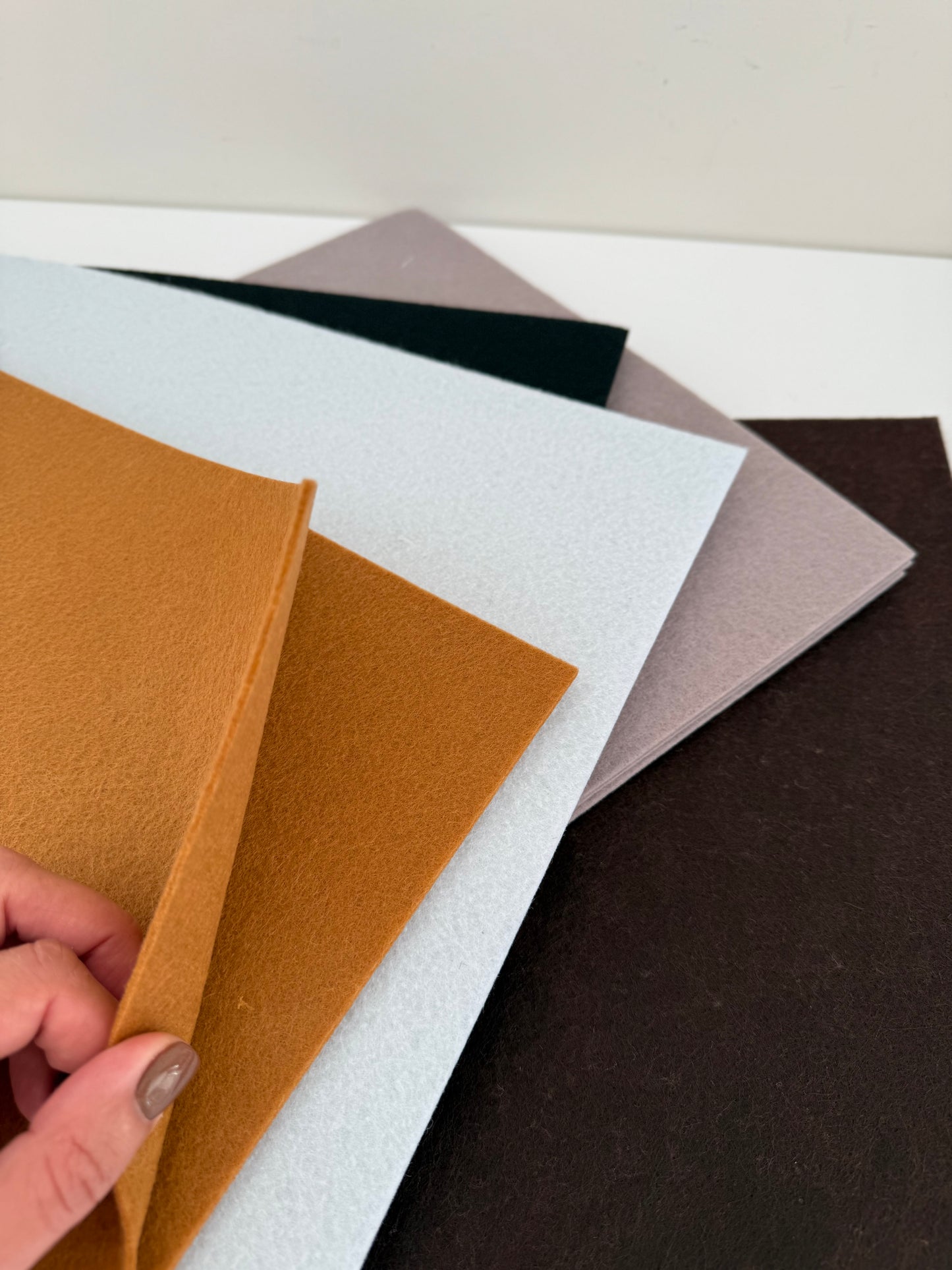 Hand-reinforced felt 2 mm | 30/45 cm