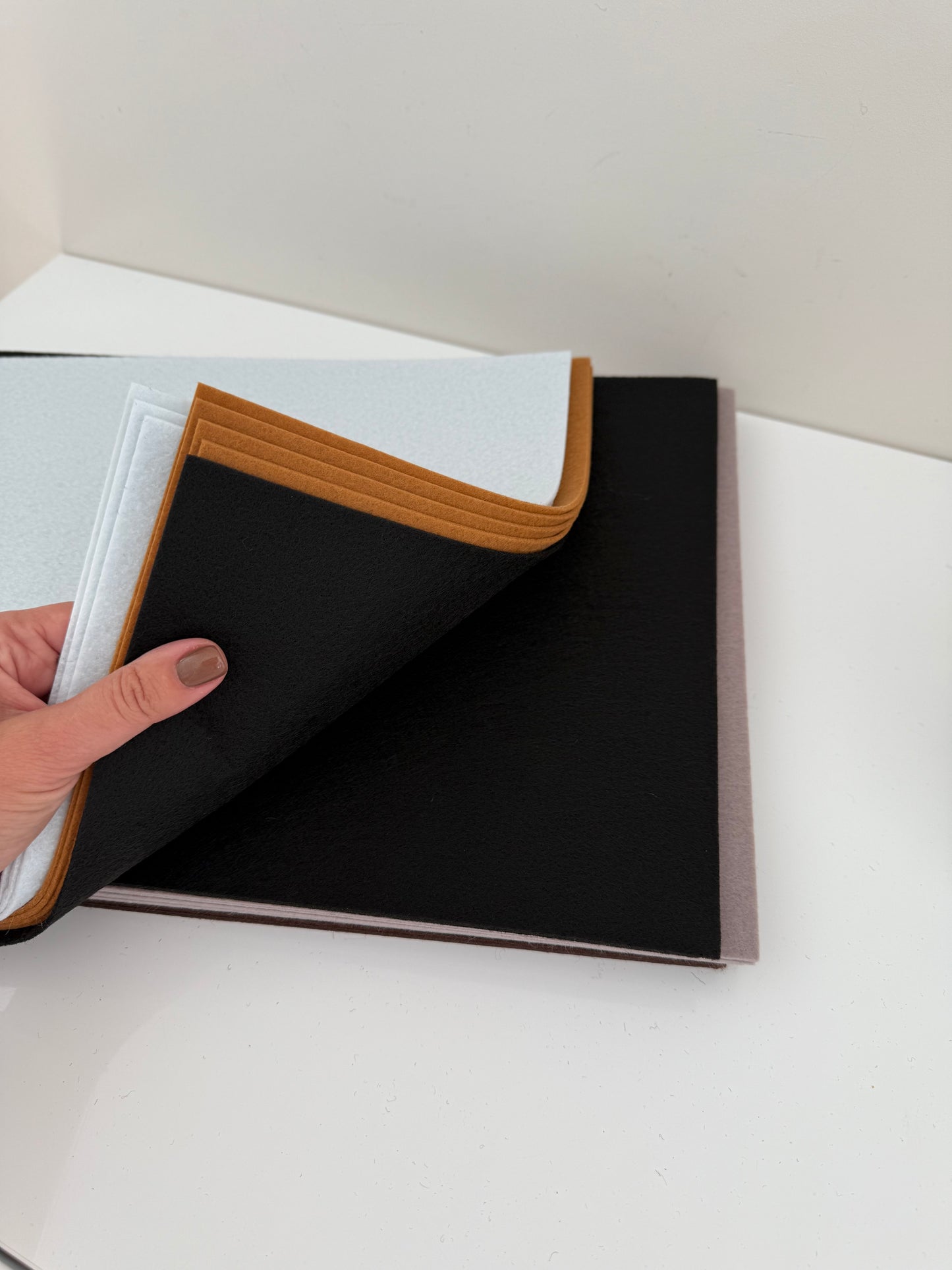 Hand-reinforced felt 2 mm | 30/45 cm