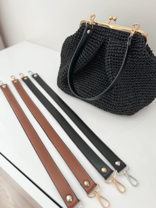 Short eco-leather handle with carabiners