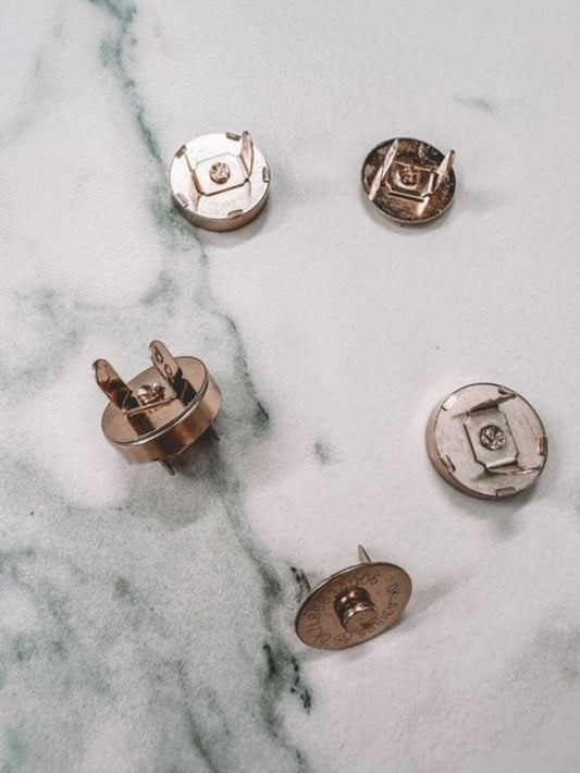 Press-on, metal magnets for handbags