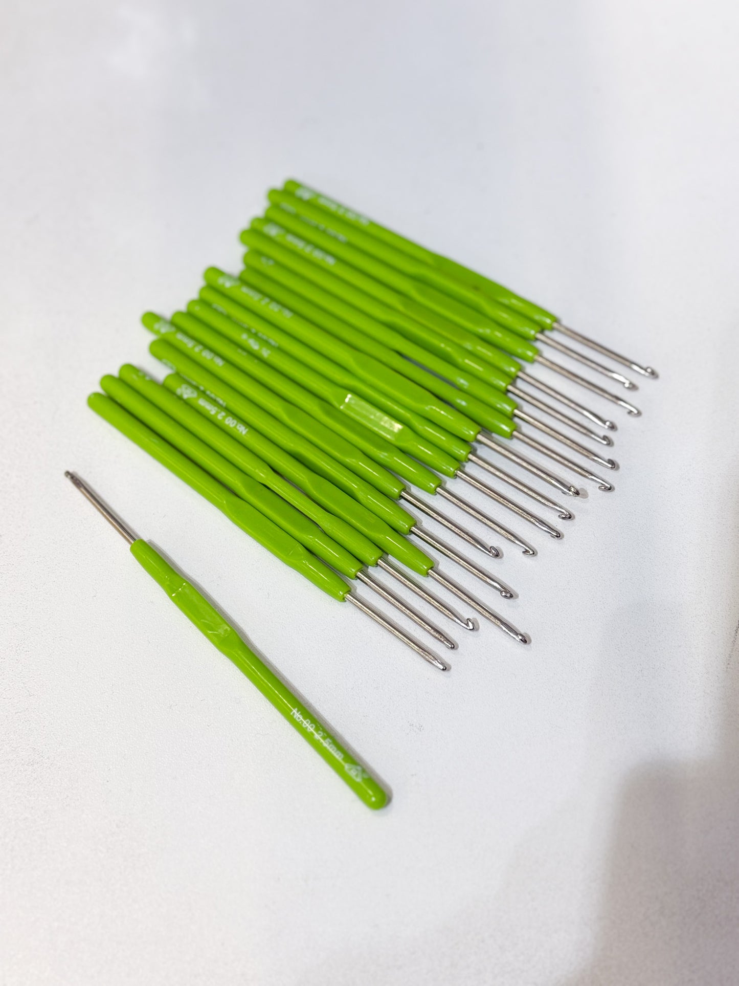 Metaliniai Vąšeliai su plastikine kojele