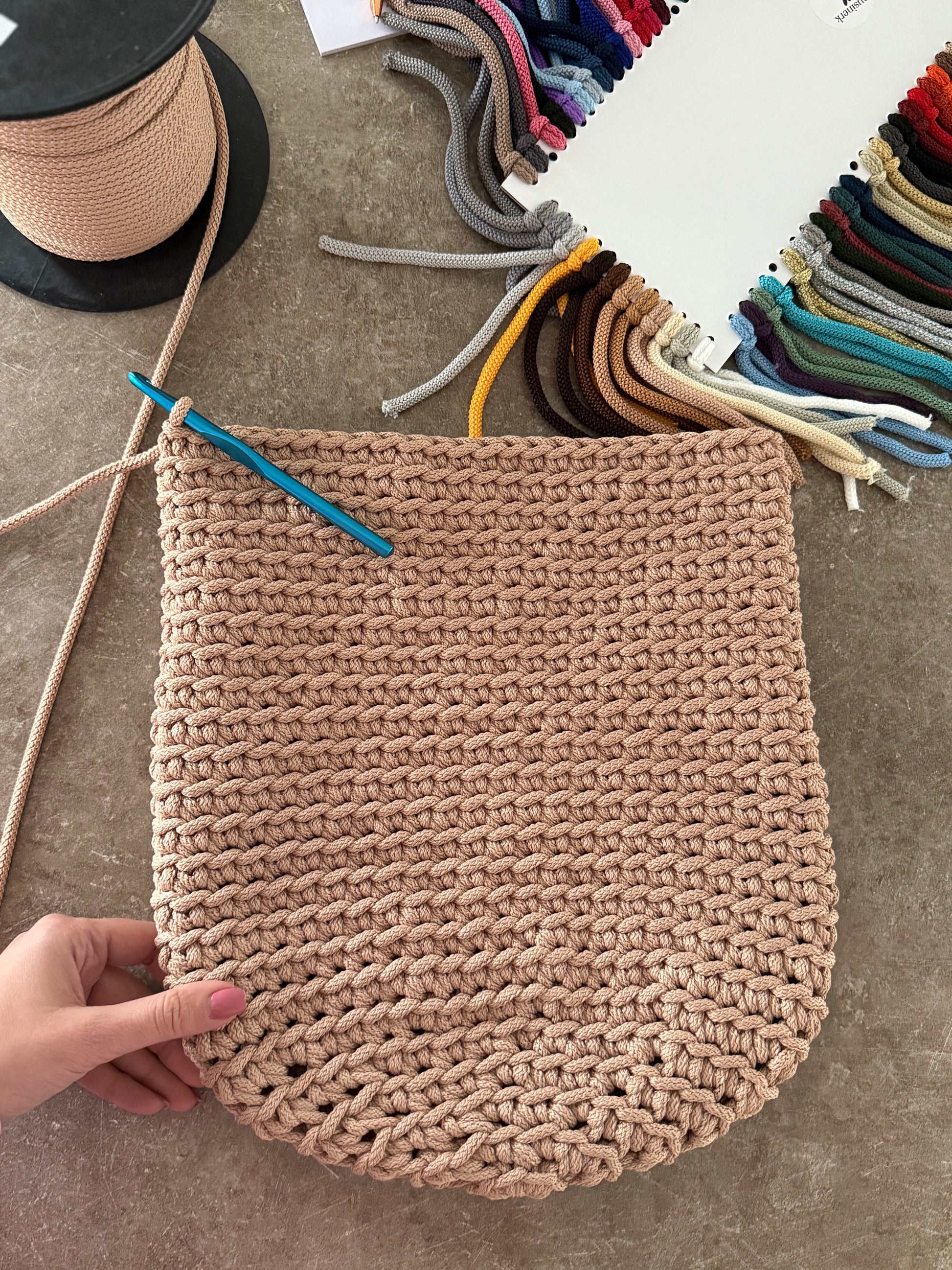 5-6mm polisterines virvutes, macrame polyester cord , pdf pattern, how to crochet, kaip nerti rankine, nerimo pradziamokslis