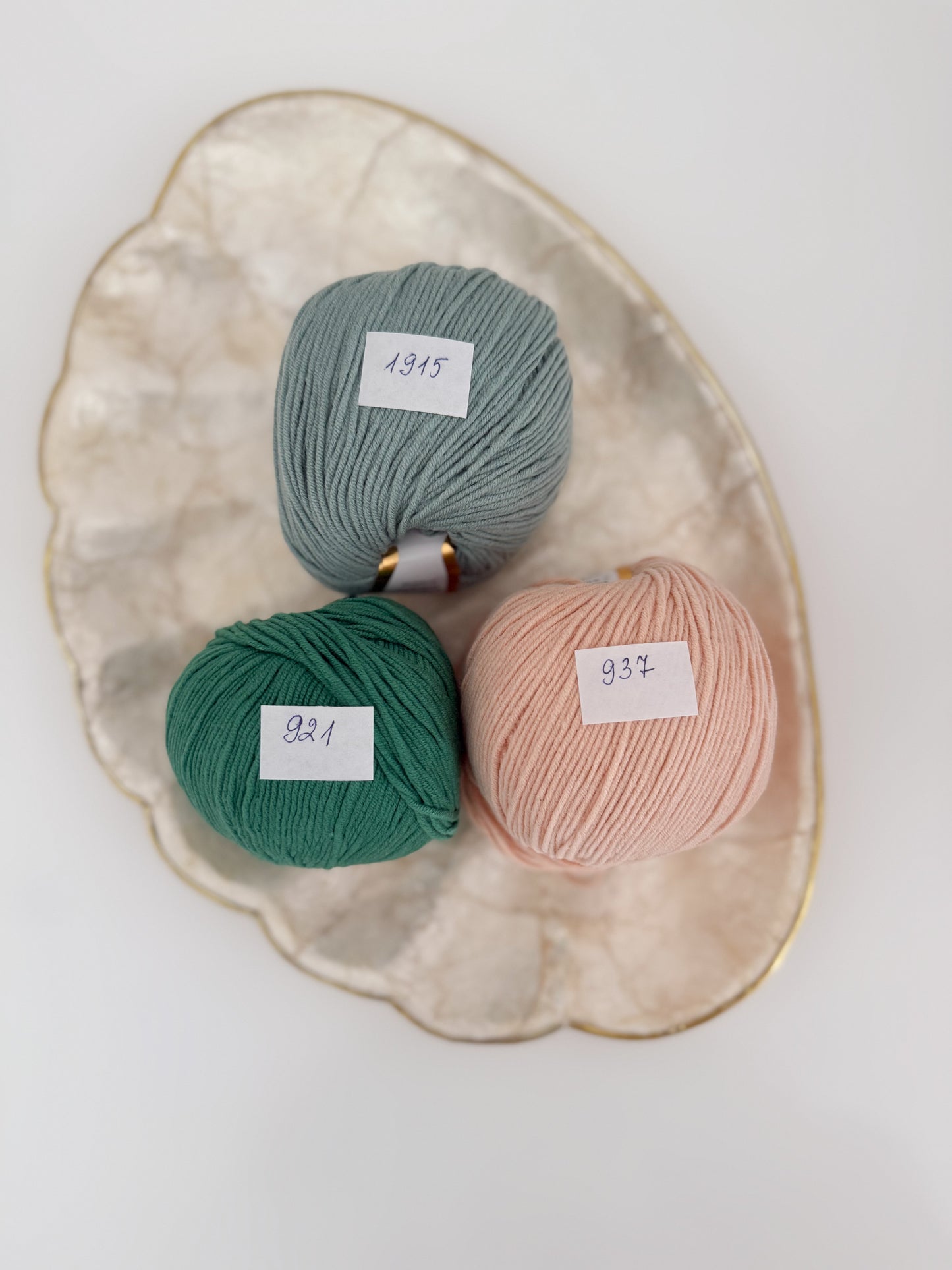 Square yarn