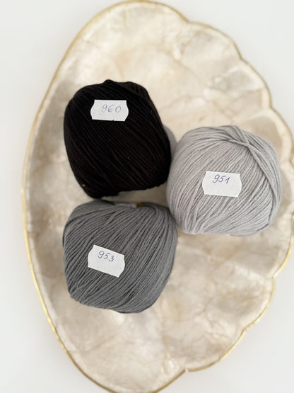 Square yarn
